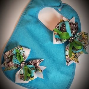 Bib and bow sets